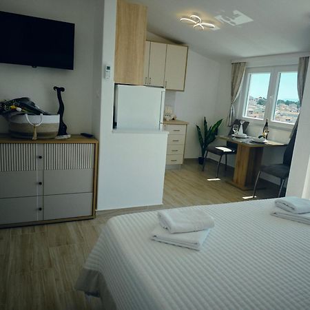 Apartment Topic Baška Voda Buitenkant foto