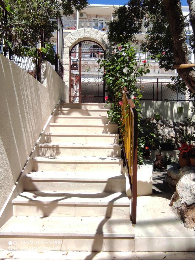 Apartment Topic Baška Voda Buitenkant foto