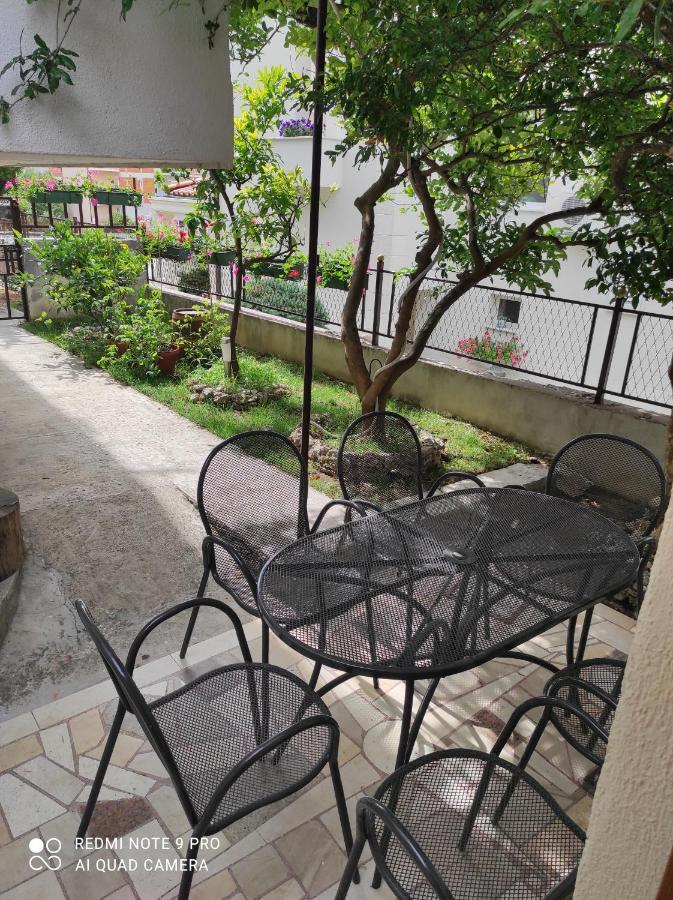 Apartment Topic Baška Voda Buitenkant foto