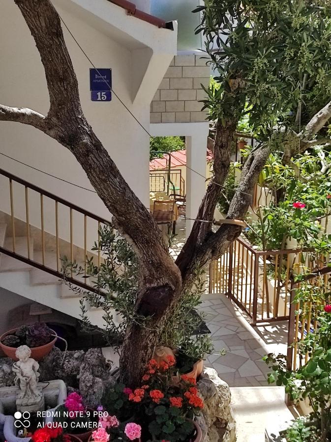 Apartment Topic Baška Voda Buitenkant foto