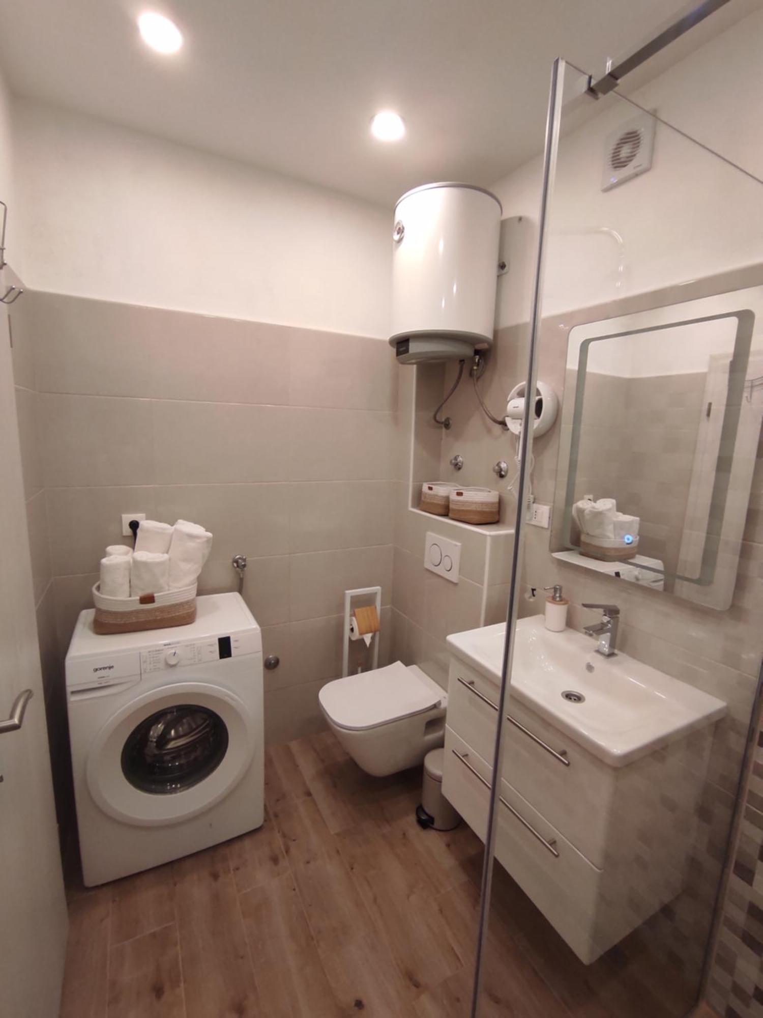 Apartment Topic Baška Voda Buitenkant foto
