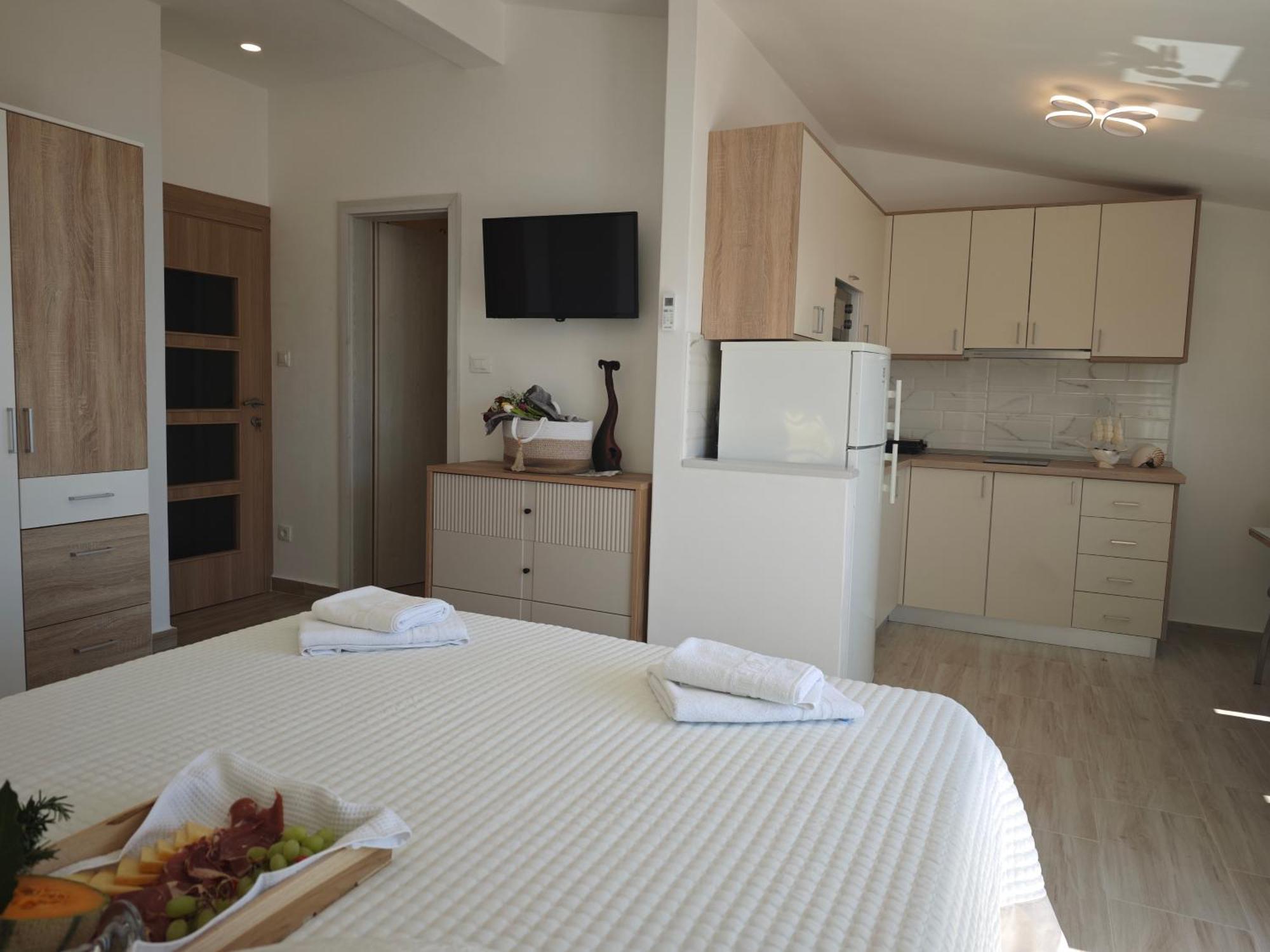 Apartment Topic Baška Voda Buitenkant foto