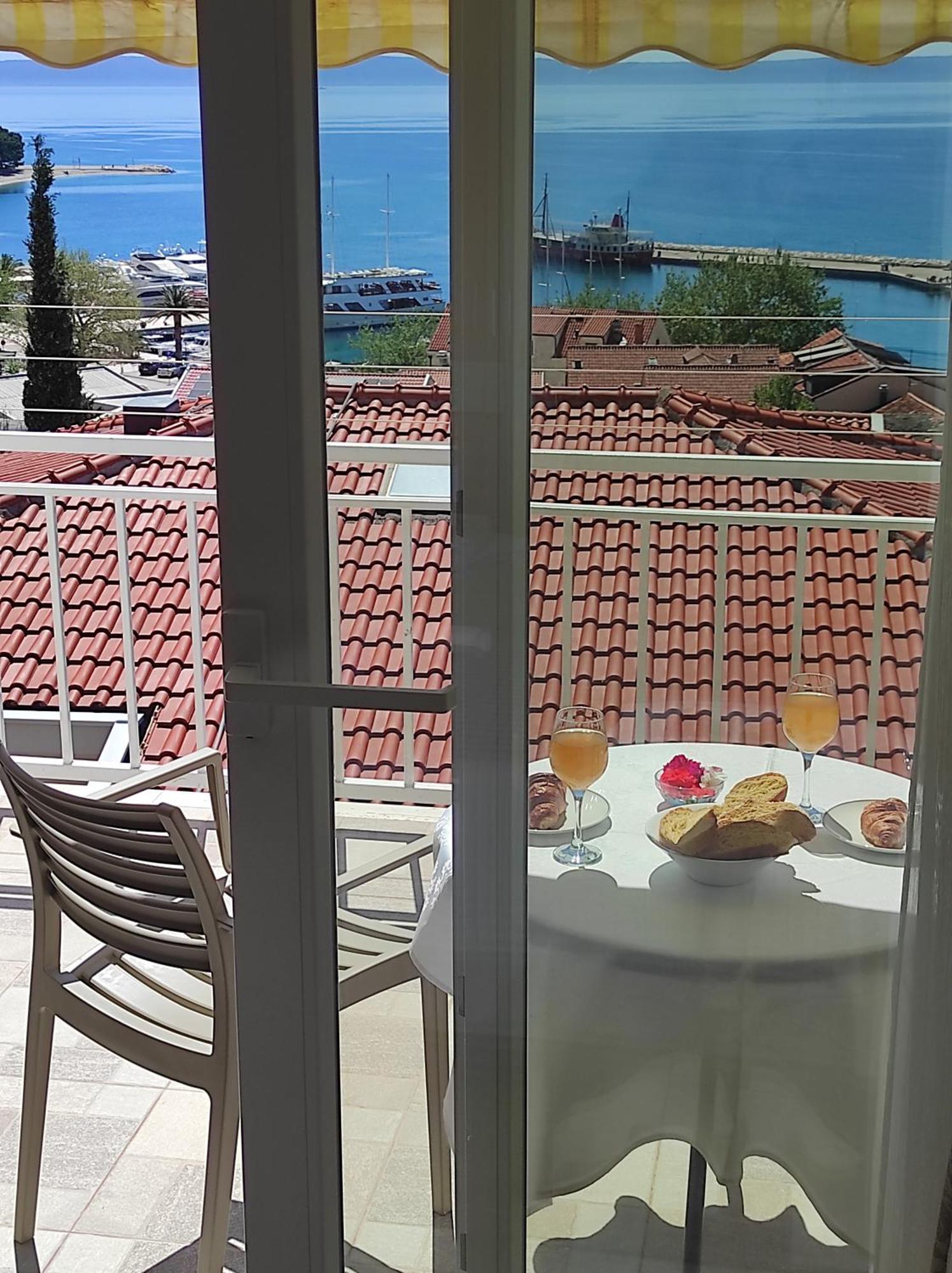 Apartment Topic Baška Voda Buitenkant foto