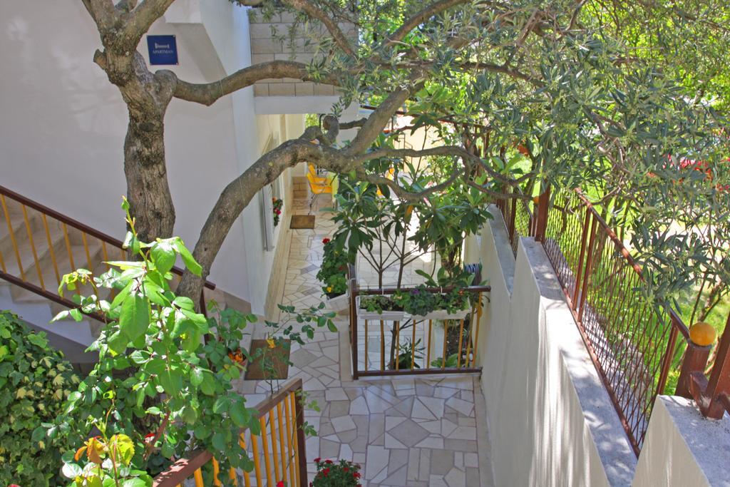 Apartment Topic Baška Voda Buitenkant foto