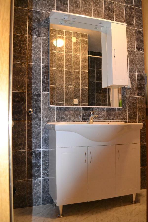 Apartment Topic Baška Voda Buitenkant foto