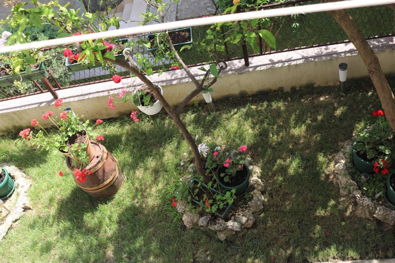Apartment Topic Baška Voda Buitenkant foto