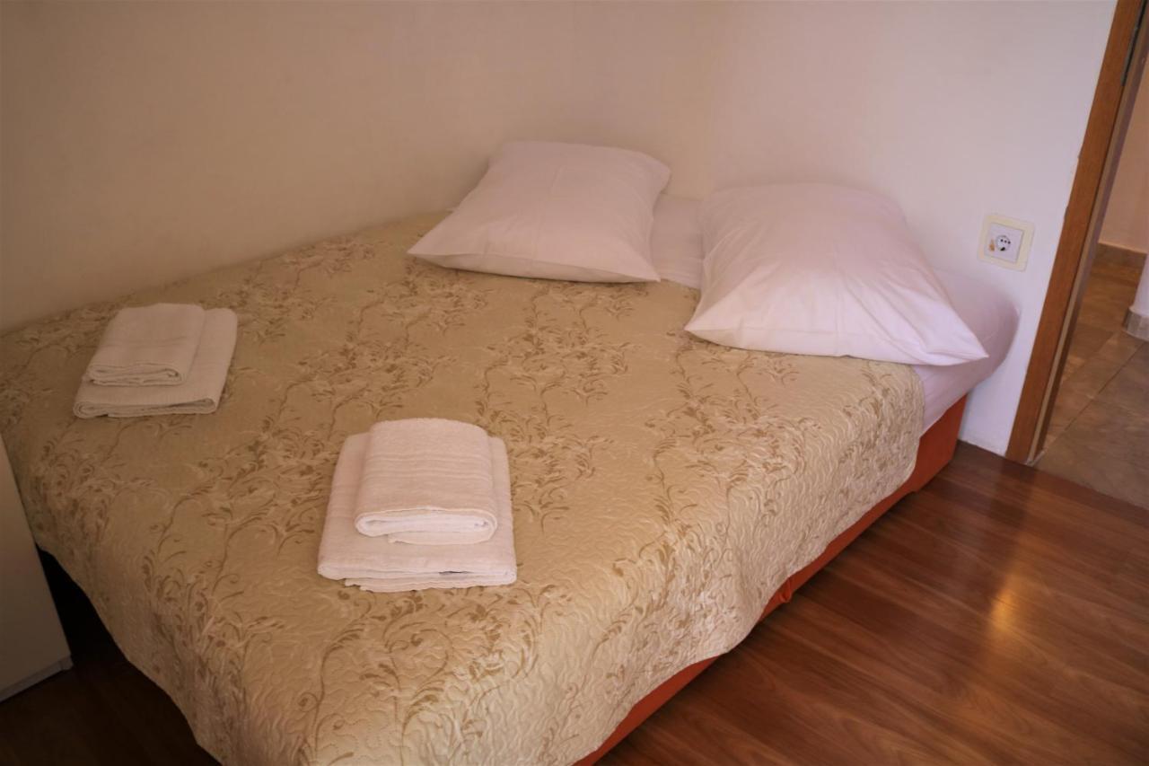 Apartment Topic Baška Voda Buitenkant foto